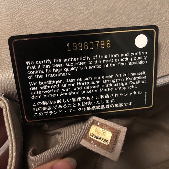 Chanel - New Boy Medium, EUC - Picture 9 of 13